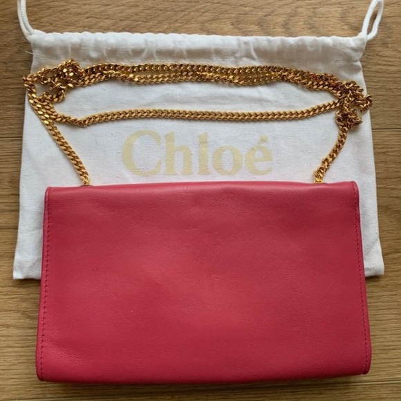 Authentic Chloé on Chain Wallet - Picture 7 of 8